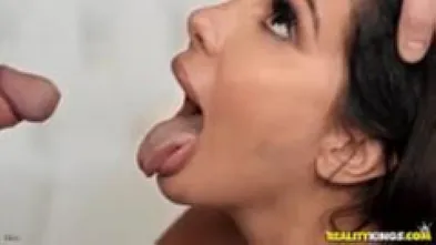 Шаровая задница на хую
